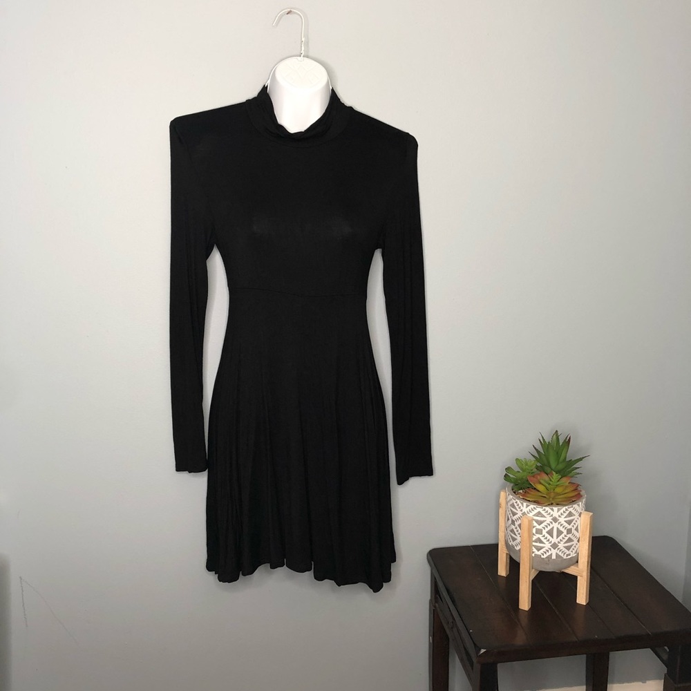 White Plum black dress in Large